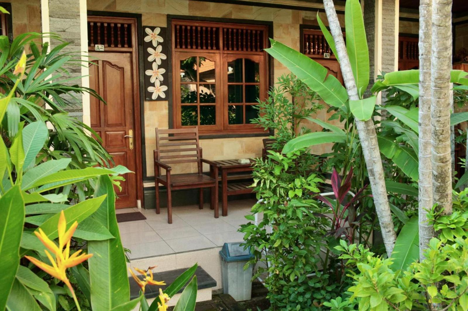 Adus Beach Inn Legian Exterior foto